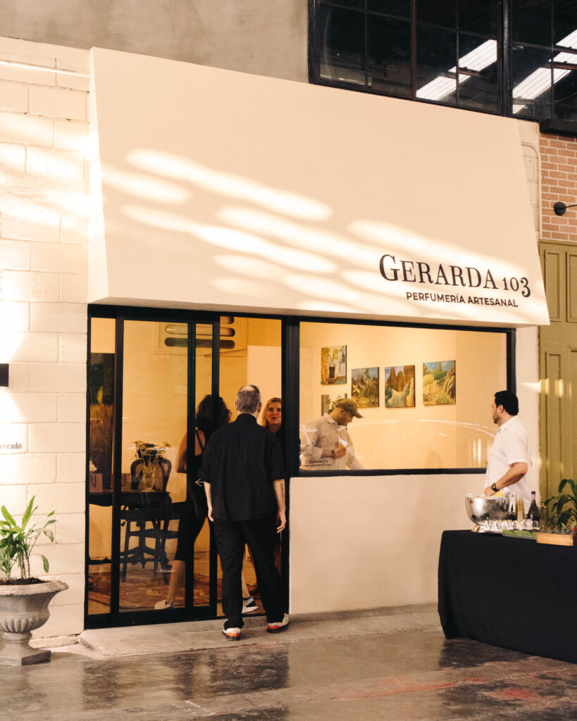 fachada de la boutique de Gerarda 103 en Nave Tampiquito, San Pedro Garza García, Nuevo León